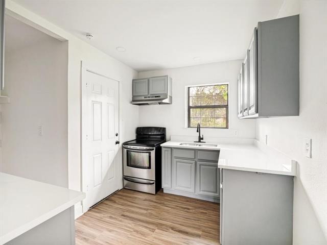 Building Photo - 616 Leyenda Dr