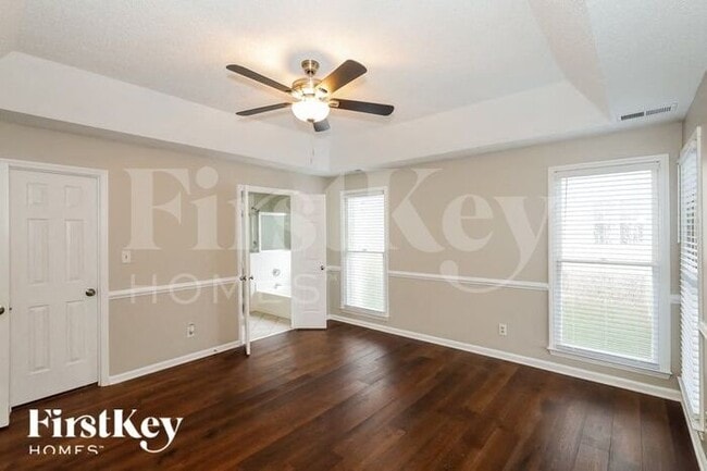 Building Photo - 6806 Neuhoff Ln