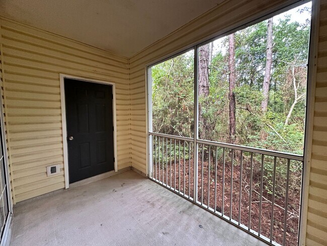 Building Photo - Stylish 2 bed, 2.5 Bath Condo in Magnolia ...