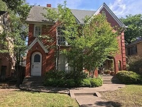 Building Photo - 3538 Asbury St