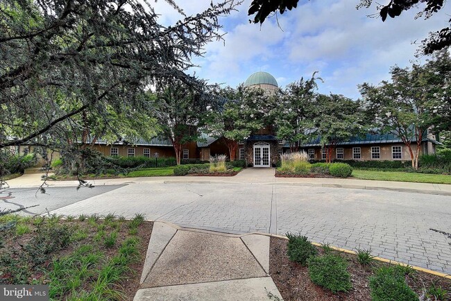 Building Photo - 19124 Caddy Ct