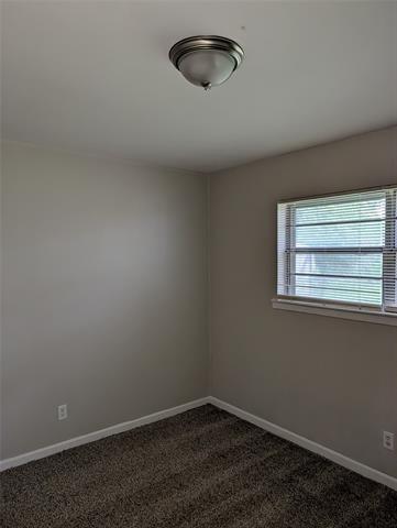 Building Photo - 3204 Phoenix Dr