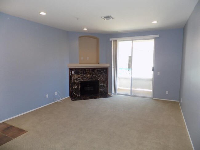 Building Photo - Beautiful Rancho San Diego Condo In Reming...
