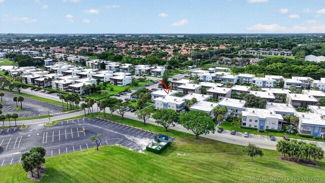 Building Photo - 770 Normandy Trail