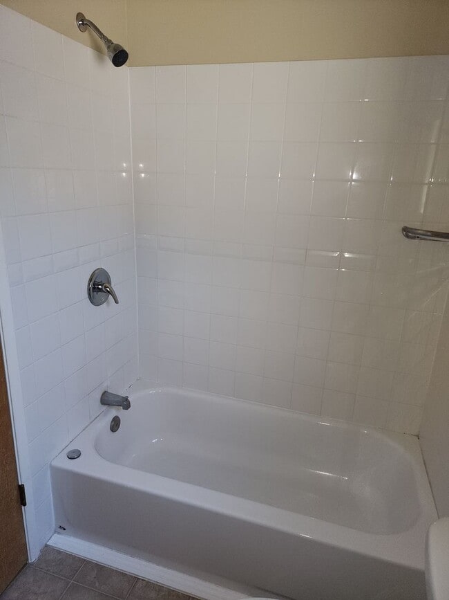 Building Photo - K1329-1331RA