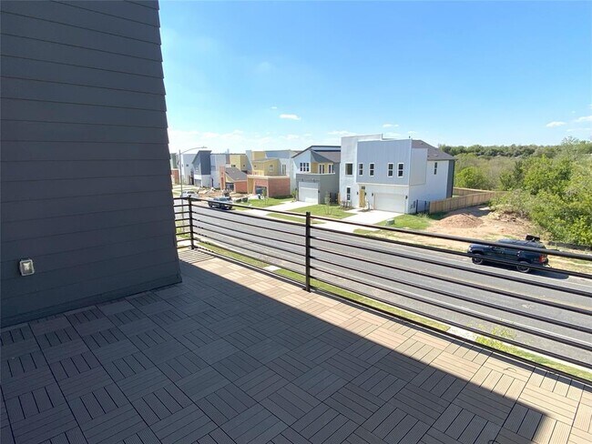 Building Photo - 6117 Sendero Hills Pkwy