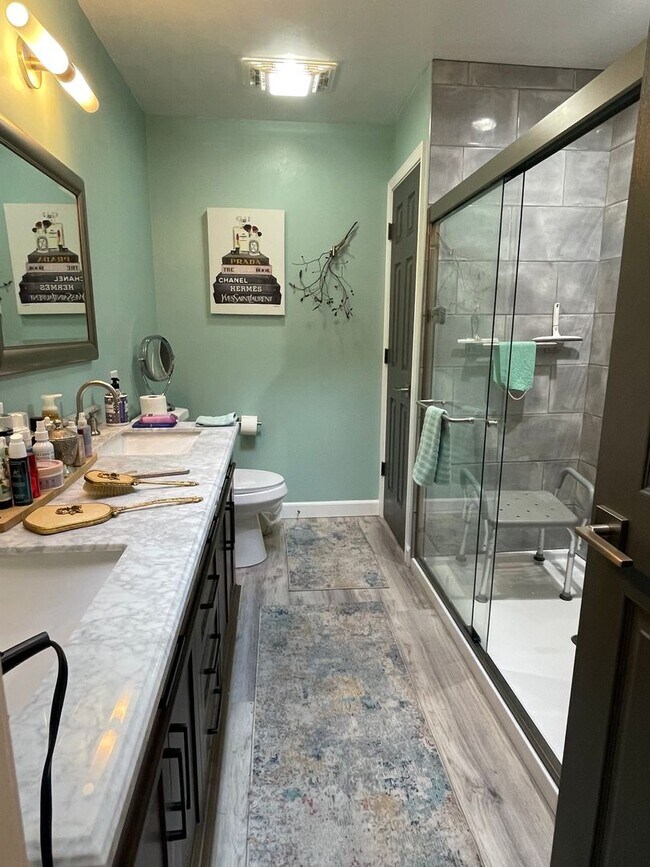 Building Photo - Custom Ranch in Shelby Township, 3 or 4 Be...