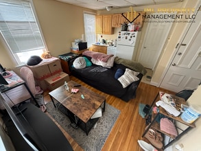 Building Photo - 500 Cherry St