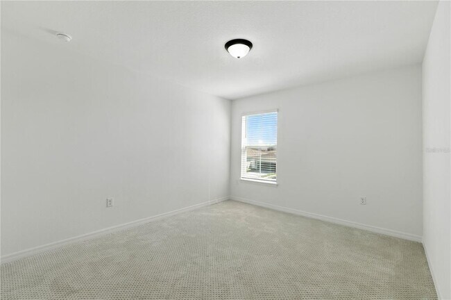 Building Photo - 5926 SW 76th Ct