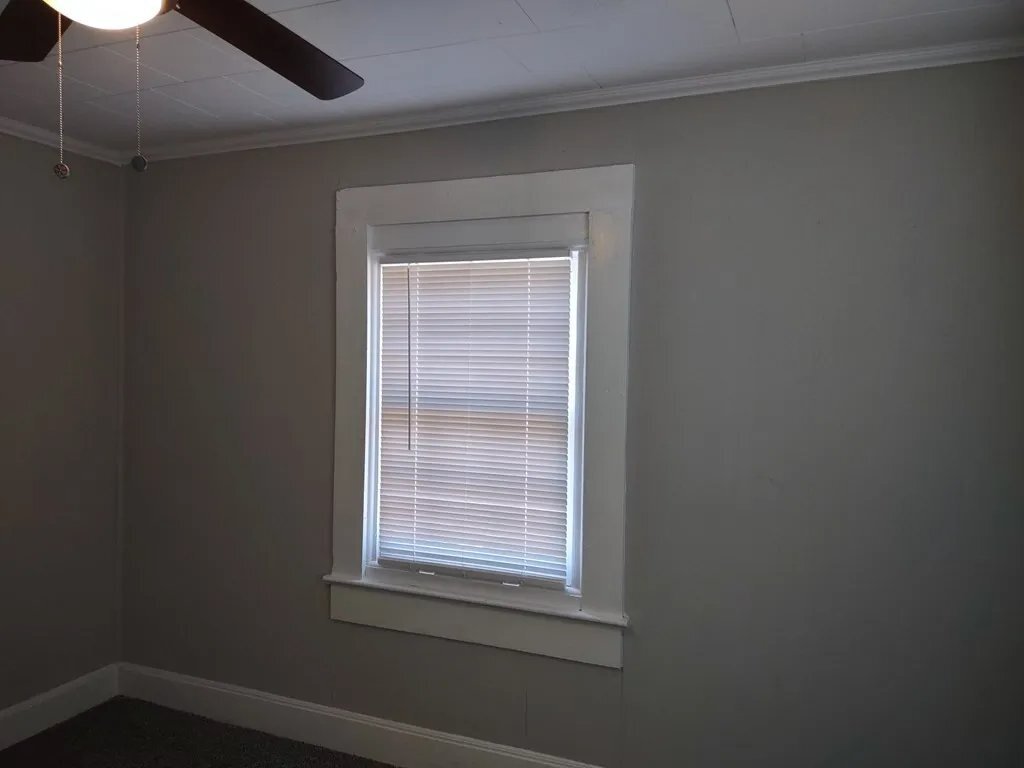 Building Photo - 513 Alford St