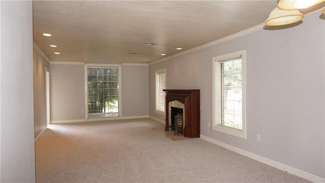 Building Photo - 1127 Glenwood Ave