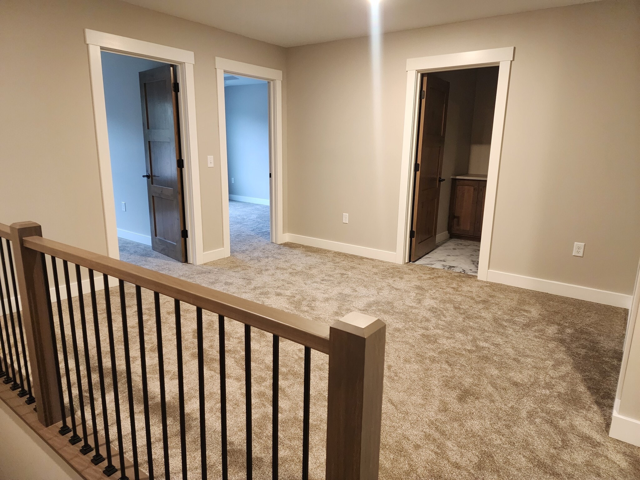 Building Photo - 2317 Lake Rd