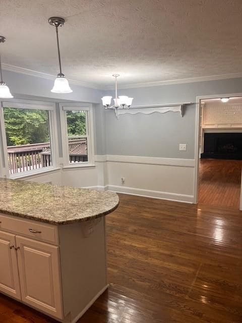 Building Photo - 871 Cedar Trce SW