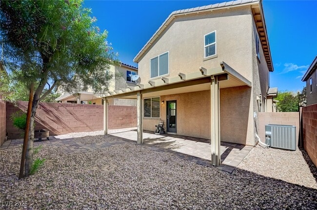 Building Photo - 10837 Hunters Green Ave