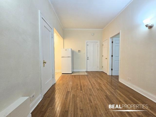 Building Photo - 1 bedroom in CHICAGO IL 60640