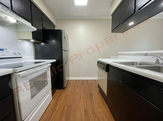 Building Photo - Kilcullen Drive-4612
