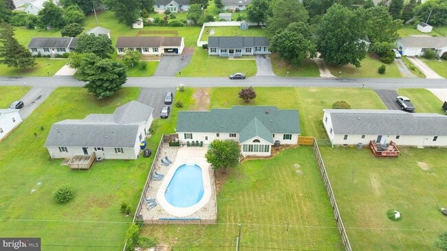Building Photo - 641 Adams Dr