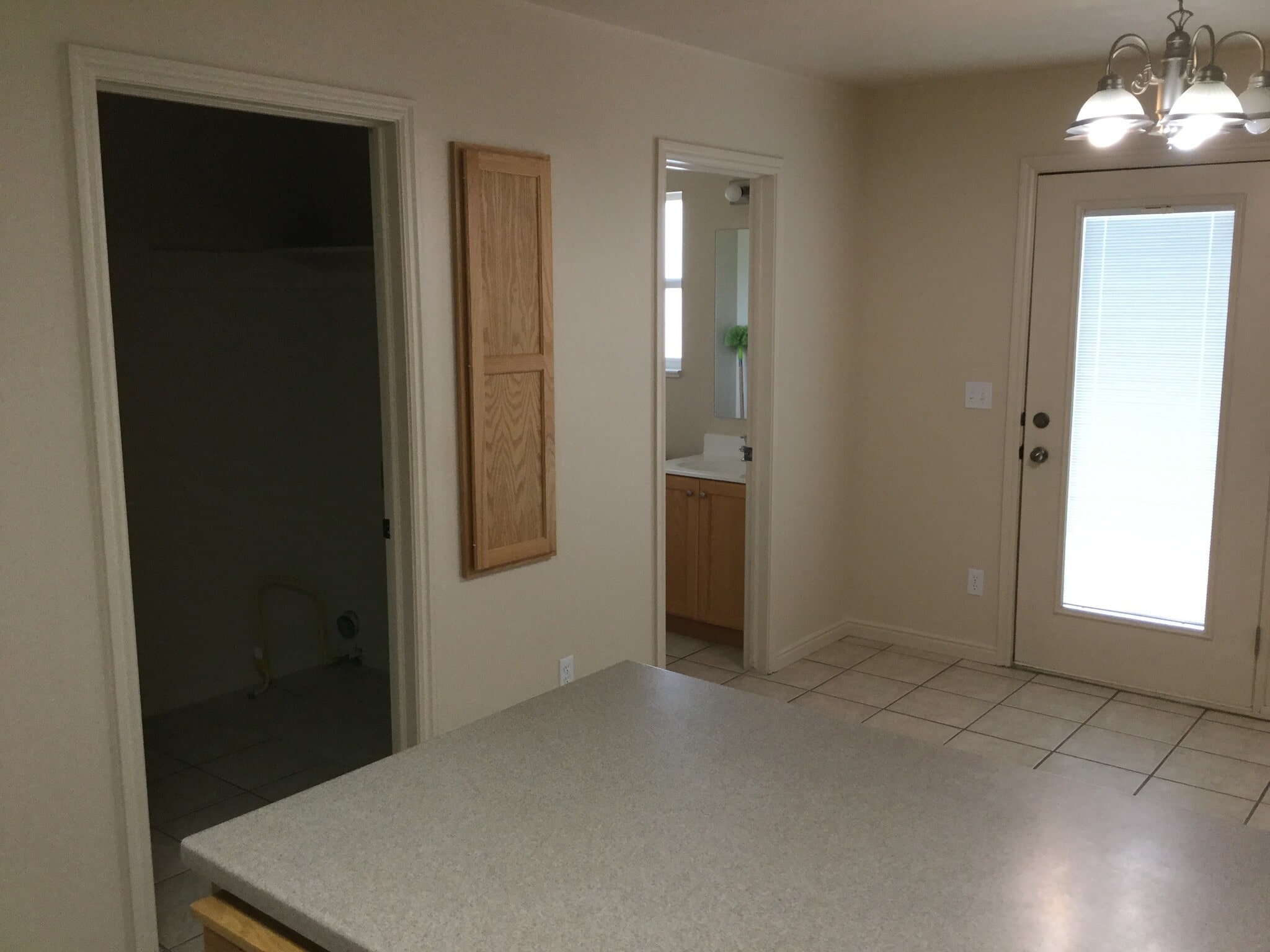 Laundry room and half bath - 509 Raven Way