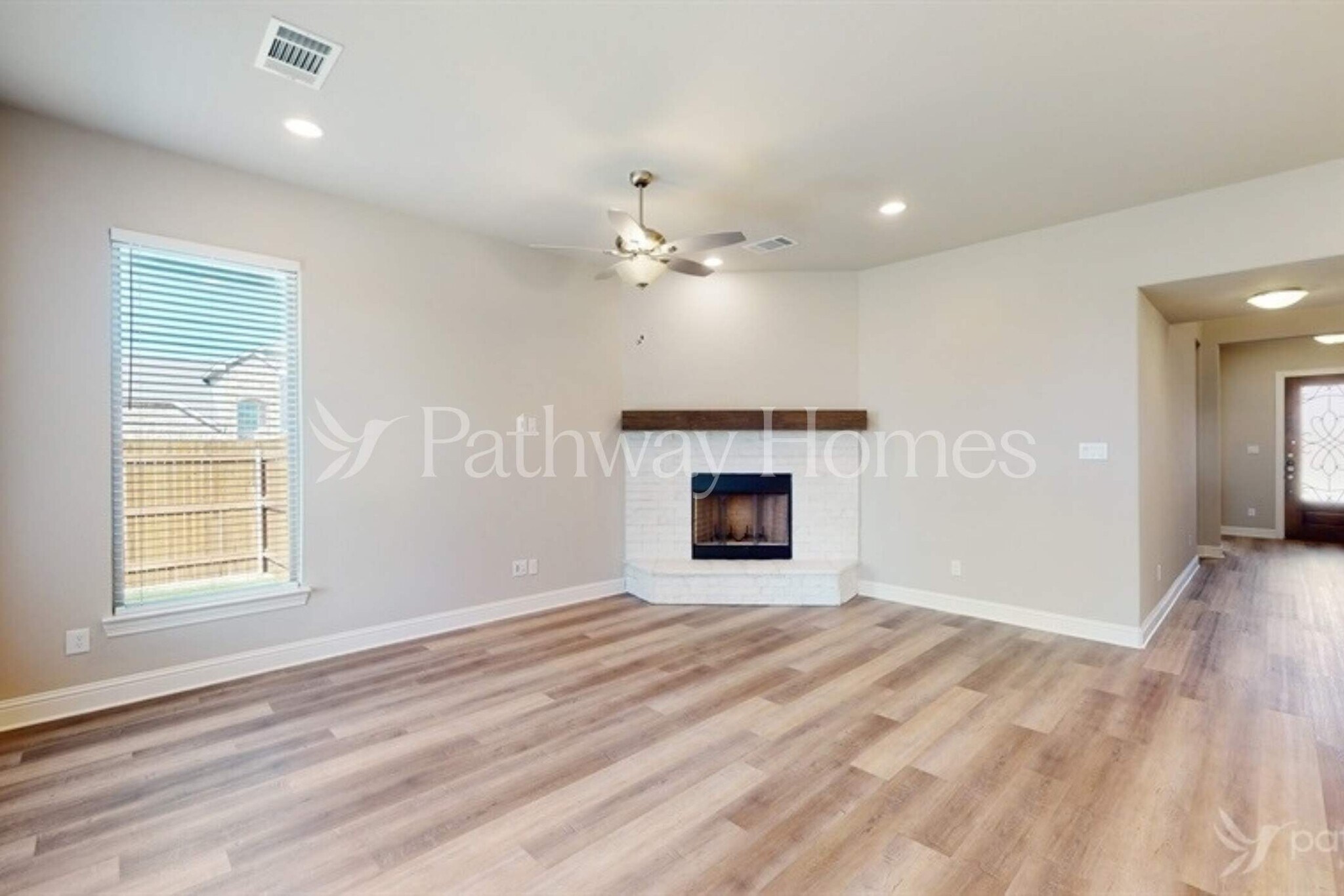 Building Photo - 112 Trail Dr