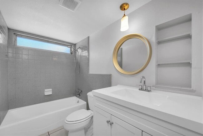 Building Photo - 1040 Britton St