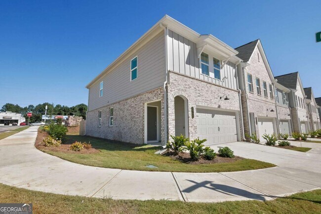 Building Photo - 3820 Denton Dr