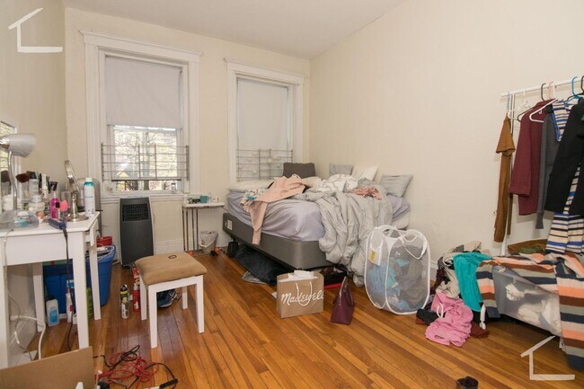 Building Photo - 9 Egremont Rd
