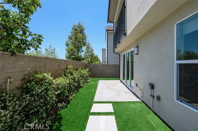 Building Photo - 210 Pin Ln
