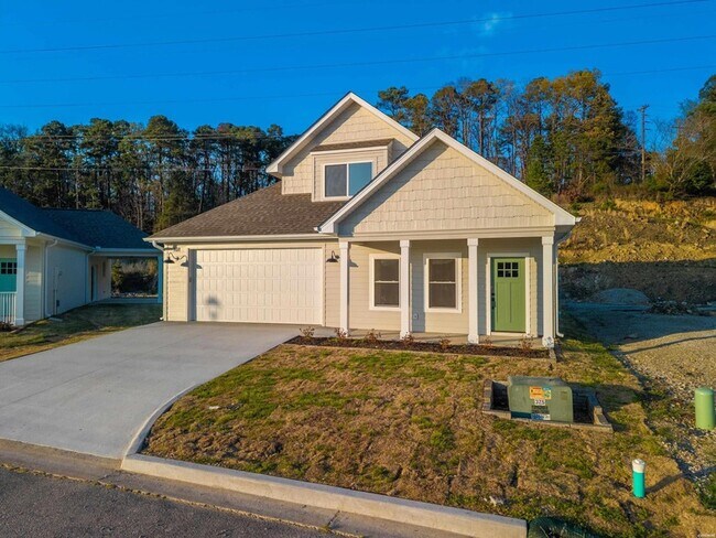 Building Photo - 101 Sea Ray