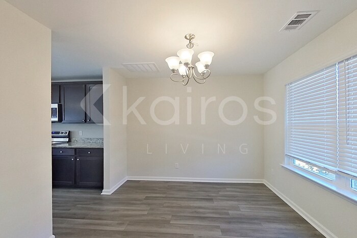 Building Photo - 103 Colonial Wy