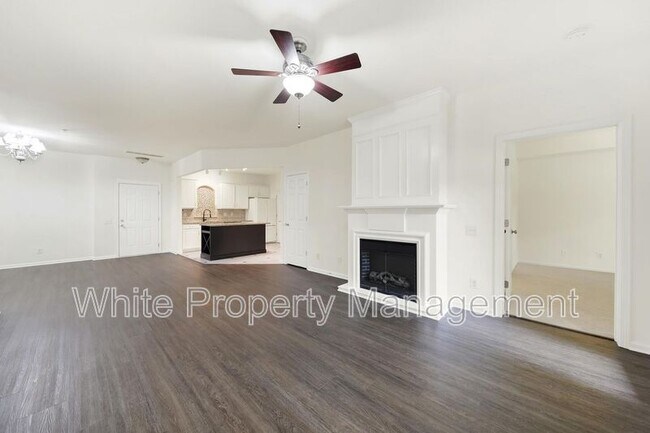 Building Photo - 15011 Santa Lucia Dr