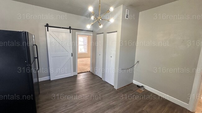 Building Photo - $850 - 1 bedroom / 1 bathroom - Single Family Home