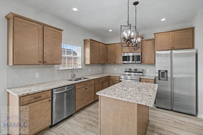 Building Photo - 319 Herty Ln