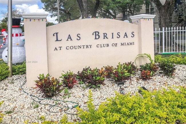 Building Photo - 6995 NW 186th St