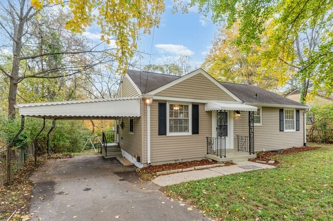 Building Photo - 5506 Bon Air Cir