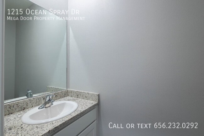 Building Photo - 1215 Ocean Spray Dr