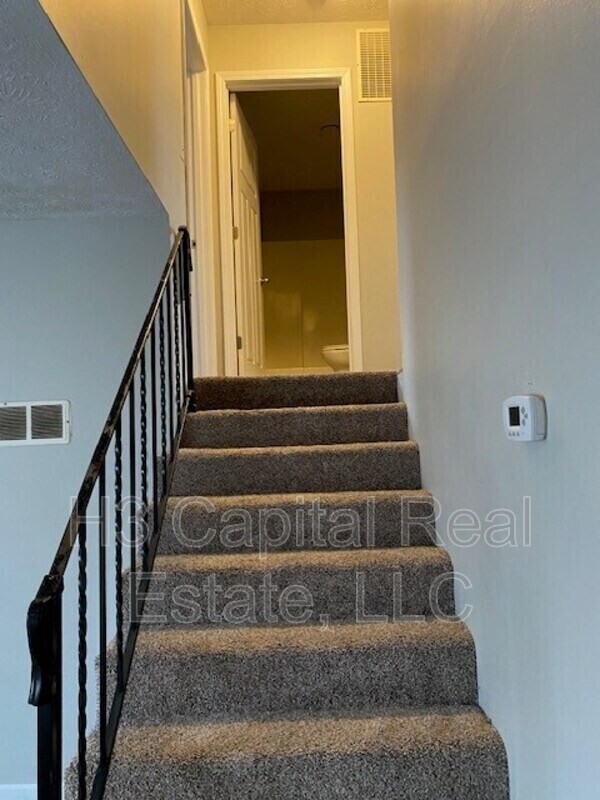 Building Photo - 1409 Poplar St