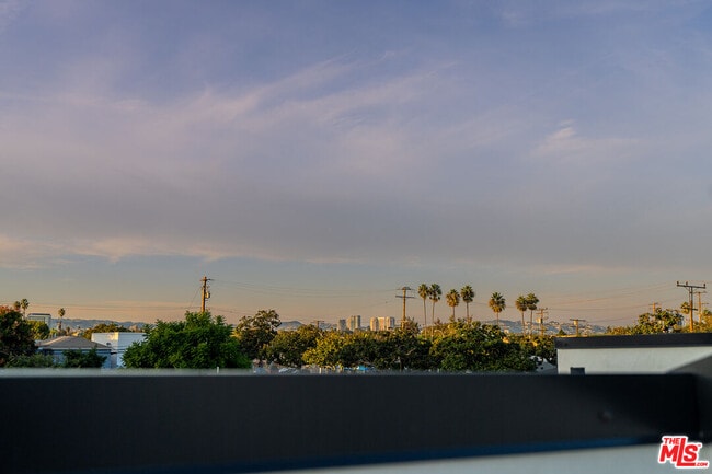 Building Photo - 4041 Sawtelle Blvd