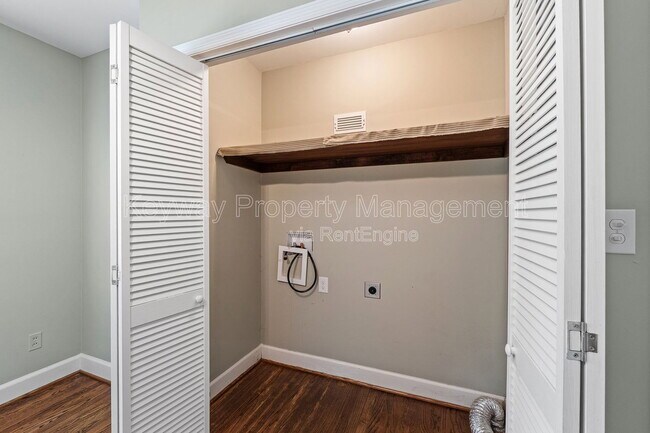 Building Photo - 1529 Dibble Rd S W