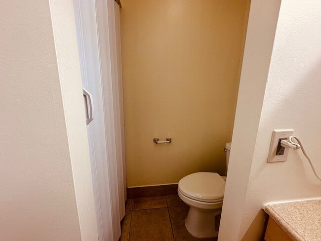 Building Photo - 1810 West St