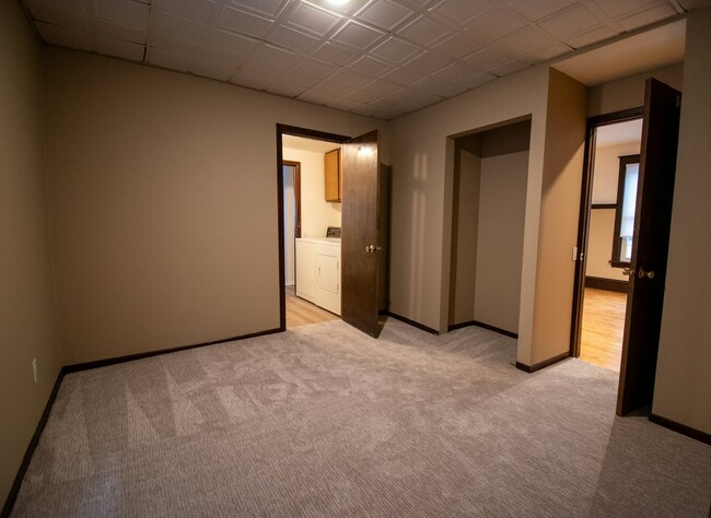 Building Photo - 1117 N Washington Ave