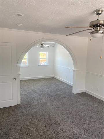 Building Photo - 821 Arrowhead Dr