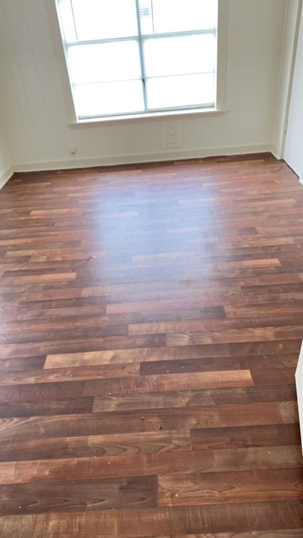 Building Photo - 329 Oglesby St