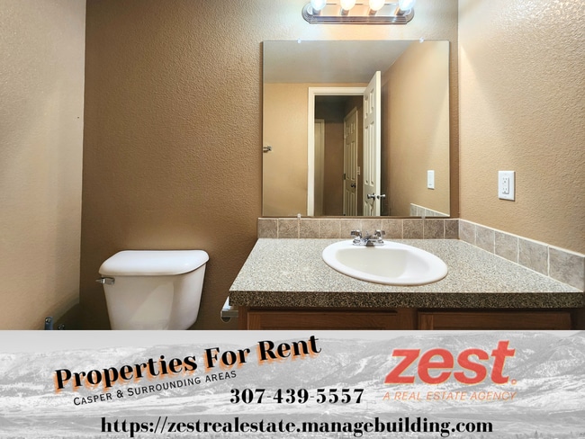 Building Photo - 753 6th St