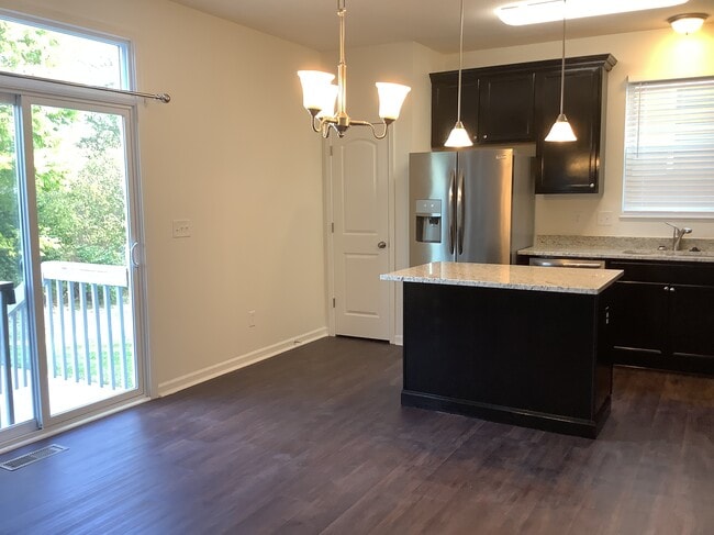 Building Photo - 167 Faulkner Dr