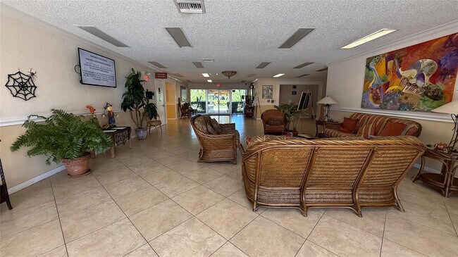 Building Photo - 12 Willowbrook Ln