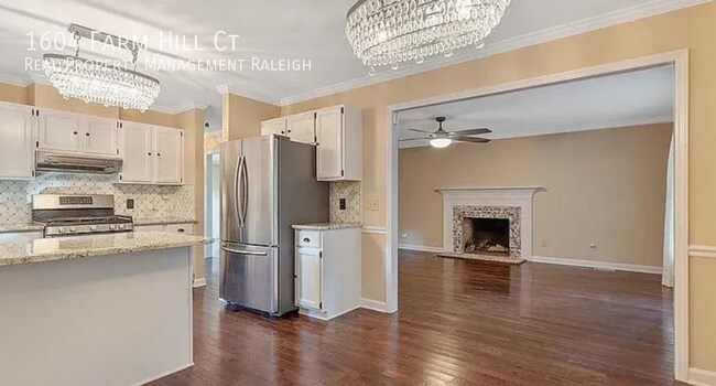 Building Photo - 1604 Farm Hill Ct