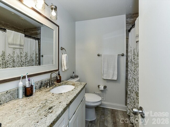 Building Photo - 7109 Rockcliff Ct