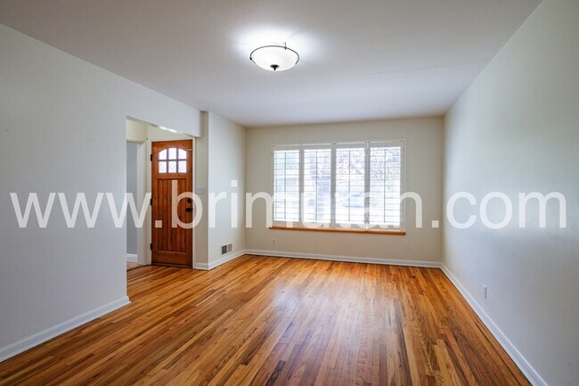 Building Photo - 30 W 1100 S