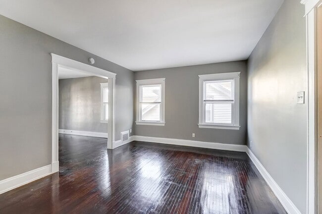 Building Photo - 3636 Besuden Ct
