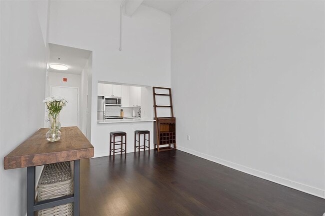 Building Photo - 1500 Hudson St